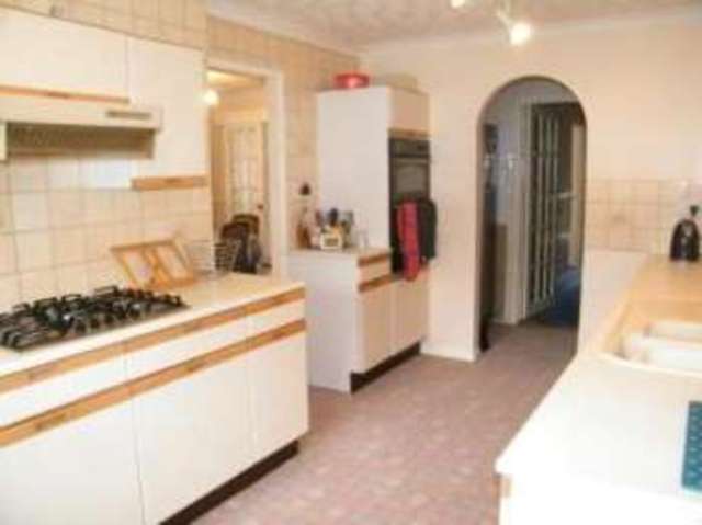  Image of 3 bedroom Detached house for sale in Wentworth Park Freshbrook Swindon SN5 at Freshbrook Swindon Shaw, SN5 8QX