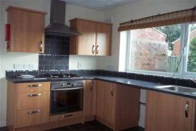 Image of 3 bedroom Detached house to rent in Larkhill Road Yeovil BA21 at Yeovil, BA21 3HG
