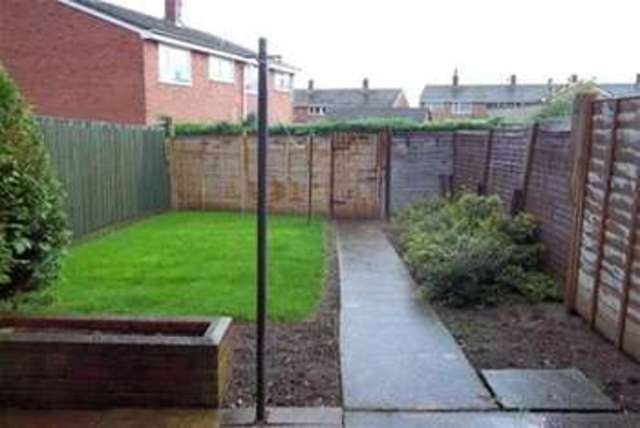  Image of 3 bedroom Detached house to rent in Larkhill Road Yeovil BA21 at Yeovil, BA21 3HG