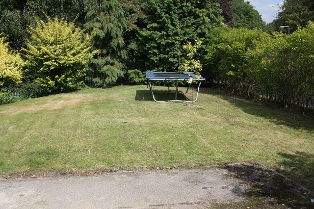  Image of 4 bedroom Detached house for sale in Western Avenue Woodley Reading RG5 at Western Avenue Woodley Reading, RG5 3BL