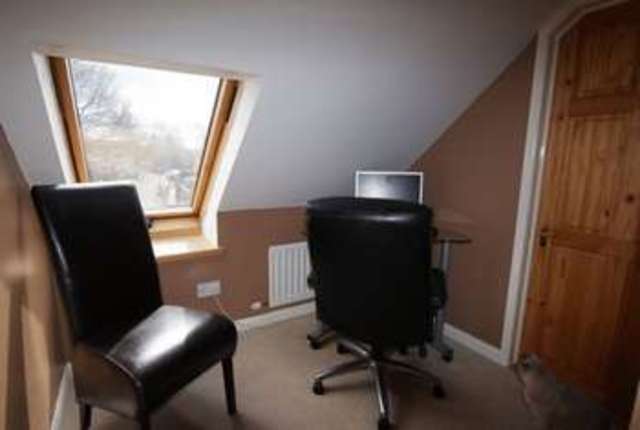  Image of 3 bedroom Detached house for sale in Main Street Weston Turville Aylesbury HP22 at Main Street Weston Turville Weston Turville, HP22 5RR