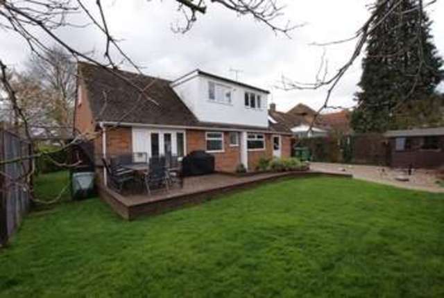  Image of 3 bedroom Detached house for sale in Main Street Weston Turville Aylesbury HP22 at Main Street Weston Turville Weston Turville, HP22 5RR