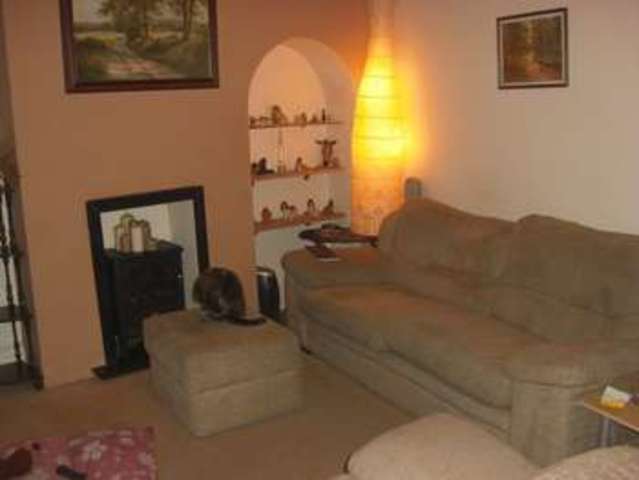  Image of 2 bedroom Flat for sale in Westview Avenue Whyteleafe CR3 at Westview Avenue  Whyteleafe, CR3 0EQ