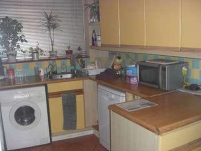 Image of 2 bedroom Flat for sale in Westview Avenue Whyteleafe CR3 at Westview Avenue  Whyteleafe, CR3 0EQ