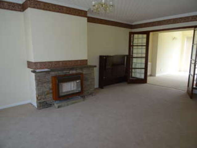  Image of 4 bedroom Semi-Detached house to rent in Whinmoor Crescent Leeds LS14 at Leeds West Yorkshire, LS14 1EG