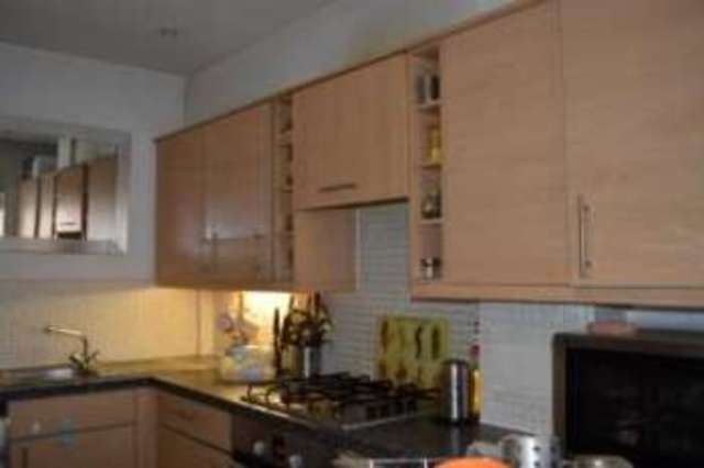  Image of 3 bedroom Town House for sale in Whitefriars Wharf Tonbridge TN9 at Tonbridge Kent Tonbridge, TN9 1QP