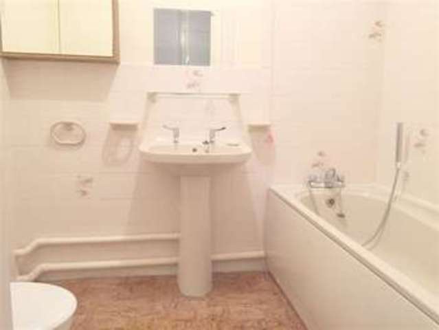  Image of 1 bedroom Retirement Property for sale in Wickham Road Croydon CR0 at Shirley Croydon Croydon, CR0 8TB