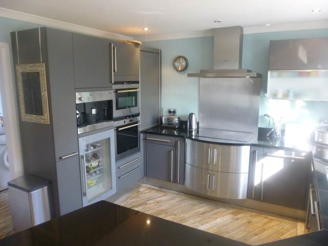  Image of 5 bedroom Detached house to rent in Willow Tree Place Balerno EH14 at Currie Edinburgh Edinburgh, EH14 5AZ