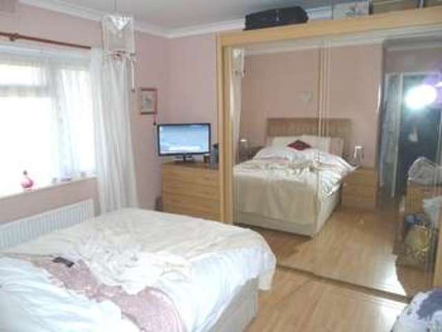  Image of 2 bedroom Flat for sale in Wimborne Road Bournemouth BH10 at Wimborne Road Kinson BOURNEMOUTH, BH10 7BE