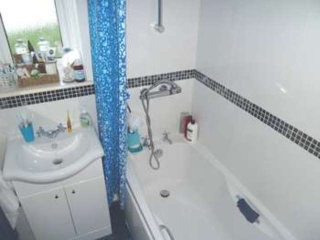  Image of 2 bedroom Flat for sale in Wimborne Road Bournemouth BH10 at Wimborne Road Kinson BOURNEMOUTH, BH10 7BE
