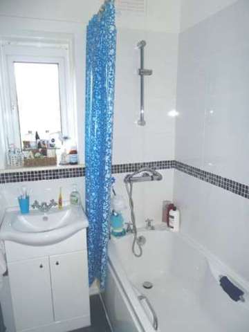  Image of 2 bedroom Flat for sale in Wimborne Road Bournemouth BH10 at Wimborne Road Kinson BOURNEMOUTH, BH10 7BE