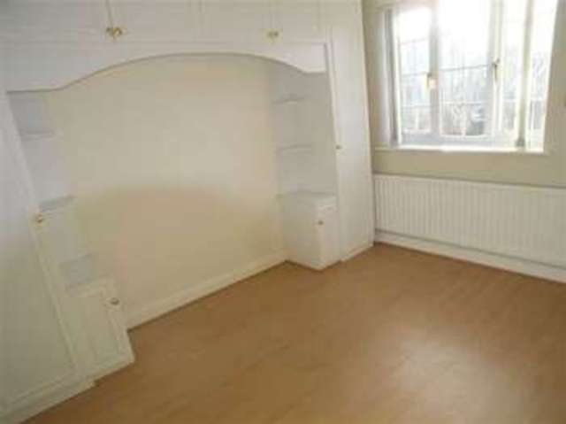  Image of 3 bedroom Semi-Detached house to rent in Winchester Way Sleaford NG34 at Winchester Way  Sleaford, NG34 8WG