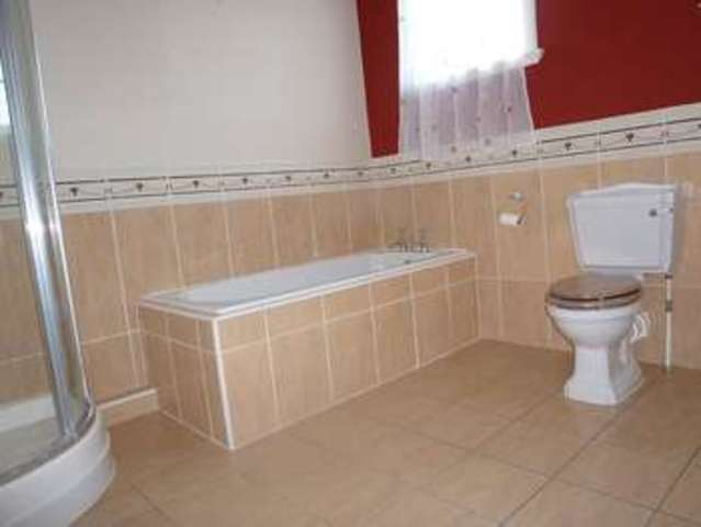  Image of 5 bedroom Detached house to rent in Wingfield Street Ipswich IP4 at Ipswich, IP4 1AR