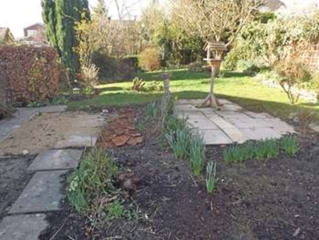  Image of 3 bedroom Semi-Detached house for sale in Wood Lane Ashton-under-Hill Evesham WR11 at Wood Lane  Ashton-under-Hill, Evesham, WR11 7SQ