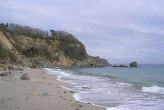  Image of 2 bedroom Flat to rent in Woodland View Duporth St. Austell PL26 at St. Austell, PL26 6DR