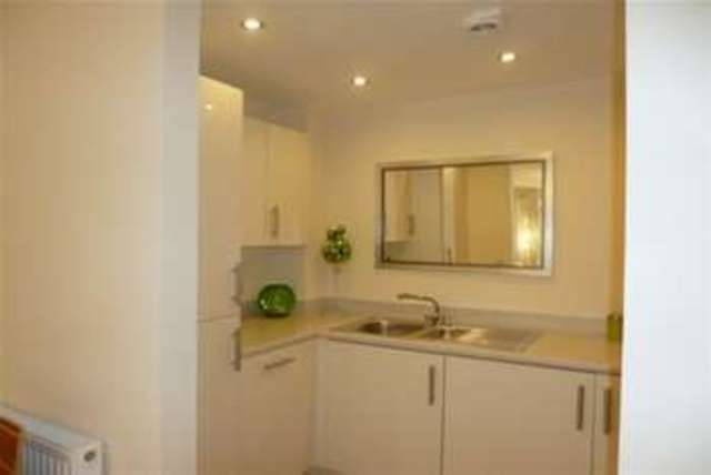  Image of 2 bedroom Flat to rent in Woodland View Duporth St. Austell PL26 at St. Austell, PL26 6DR