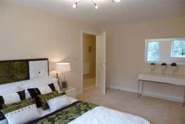  Image of 2 bedroom Flat to rent in Woodland View Duporth St. Austell PL26 at St. Austell, PL26 6DR