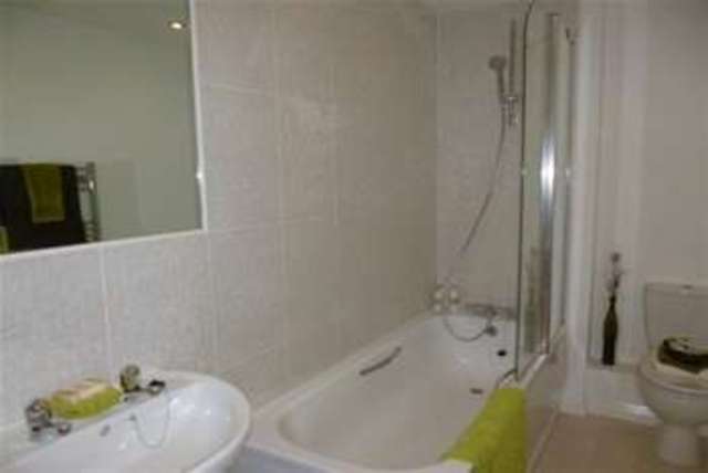  Image of 2 bedroom Flat to rent in Woodland View Duporth St. Austell PL26 at St. Austell, PL26 6DR
