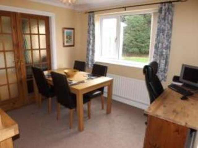  Image of 4 bedroom Detached house for sale in Woodlea Avenue Lutterworth LE17 at Lutterworth Leicestershire Lutterworth, LE17 4TU
