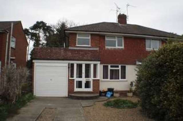  Image of 3 bedroom Semi-Detached house to rent in Antrim Road Woodley Reading RG5 at Antrim Road Woodley READING, RG5 3NT