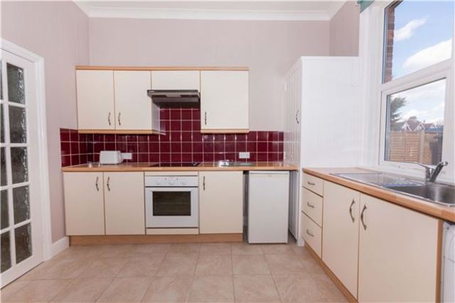  Image of 2 bedroom Flat for sale in Woodville Road Bexhill-on-Sea TN39 at East Sussex, TN39 3ET