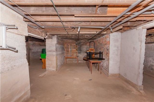  Image of 2 bedroom Flat for sale in Woodville Road Bexhill-on-Sea TN39 at East Sussex, TN39 3ET
