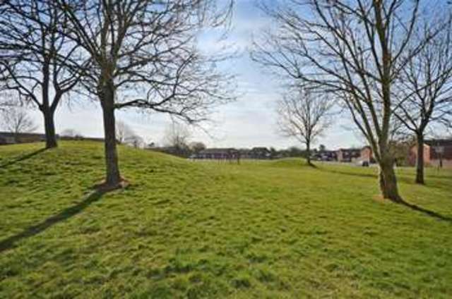  Image of 3 bedroom Terraced house for sale in Woolmer Street Emsworth PO10 at Emsworth Hampshire Emsworth, PO10 7XP
