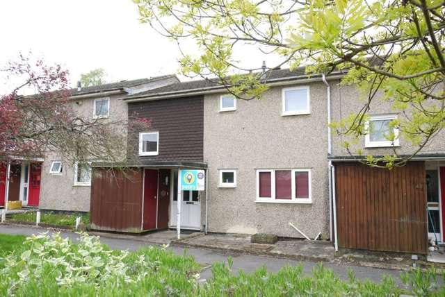  Image of 3 bedroom Detached house for sale in Wroxham Bracknell RG12 at Wroxham  Bracknell, RG12 8QP