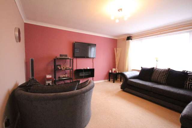  Image of 3 bedroom Detached house for sale in Wroxham Bracknell RG12 at Wroxham  Bracknell, RG12 8QP