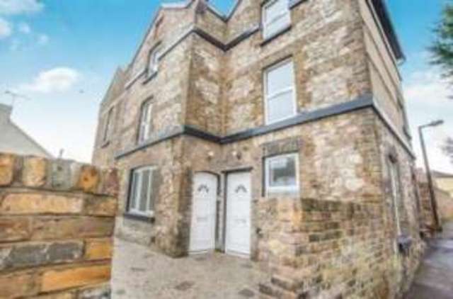  Image of 2 bedroom End of Terrace for sale in Wyles Street Gillingham ME7 at Gillingham Kent Gillingham, ME7 1NB