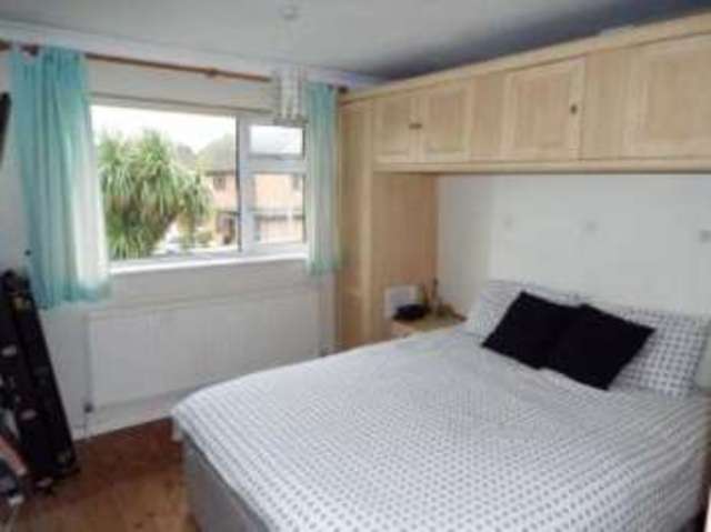  Image of 3 bedroom Semi-Detached house for sale in Minstead Drive Yateley GU46 at Yateley Hampshire Yateley, GU46 6EH