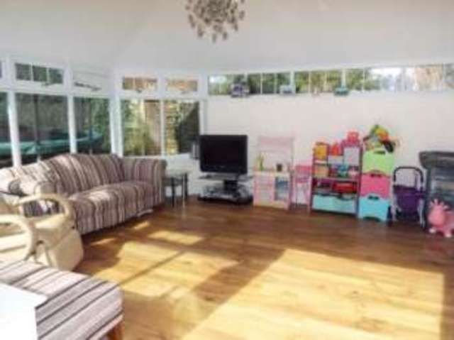  Image of 4 bedroom Detached house for sale in Lower Canes Yateley GU46 at Yateley Hampshire Yateley, GU46 6PY