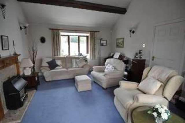  Image of 5 bedroom Detached house for sale in Yeadon Close Redditch B97 at Yeadon Close Webheath Redditch, B97 5TG