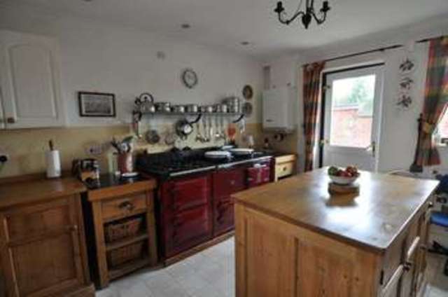  Image of 5 bedroom Detached house for sale in Yeadon Close Redditch B97 at Yeadon Close Webheath Redditch, B97 5TG
