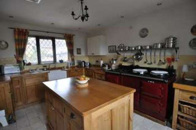  Image of 5 bedroom Detached house for sale in Yeadon Close Redditch B97 at Yeadon Close Webheath Redditch, B97 5TG