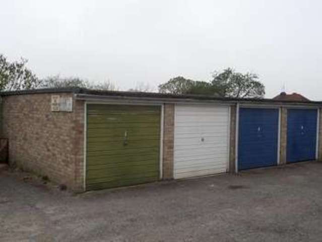  Image of 3 bedroom Detached house to rent in York Close Sudbury CO10 at Sudbury, CO10 1NQ