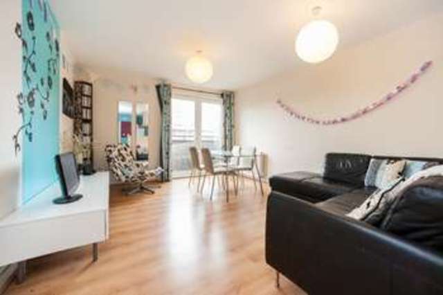  Image of 3 bedroom Ground Flat for sale in Firpark Court Dennistoun Glasgow G31 at 5 Firpark Court  Glasgow, G31 2GA