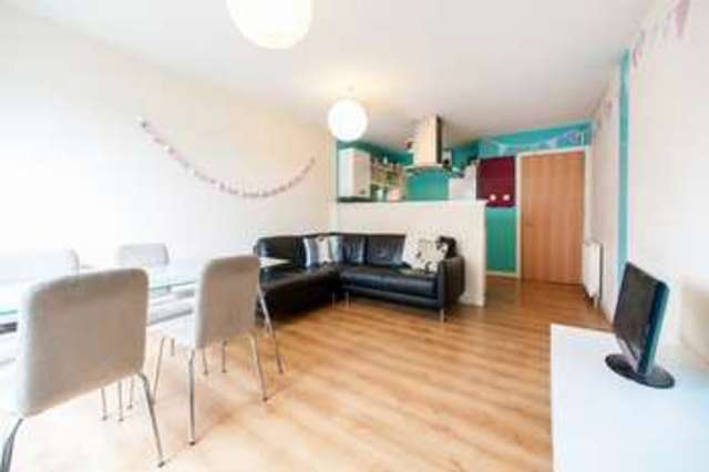  Image of 3 bedroom Ground Flat for sale in Firpark Court Dennistoun Glasgow G31 at 5 Firpark Court  Glasgow, G31 2GA