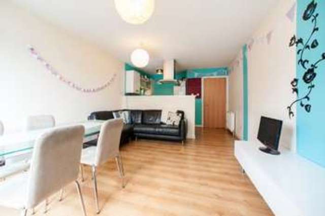  Image of 3 bedroom Ground Flat for sale in Firpark Court Dennistoun Glasgow G31 at 5 Firpark Court  Glasgow, G31 2GA