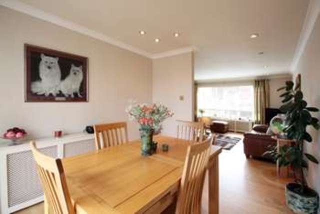  Image of 3 bedroom Bungalow for sale in Cardenden Road Cardenden Lochgelly KY5 at Cardenden Road  Fife, KY5 0PD