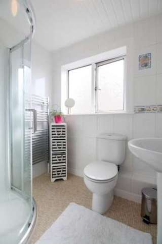  Image of 3 bedroom End of Terrace for sale in Primrose Avenue Rosyth Dunfermline KY11 at Primrose Avenue  Rosyth, KY11 2TZ