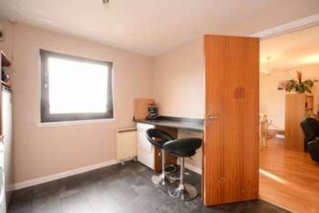  Image of 2 bedroom Flat for sale in Princes Street Dundee DD4 at Princes Street  Dundee, DD4 6DG