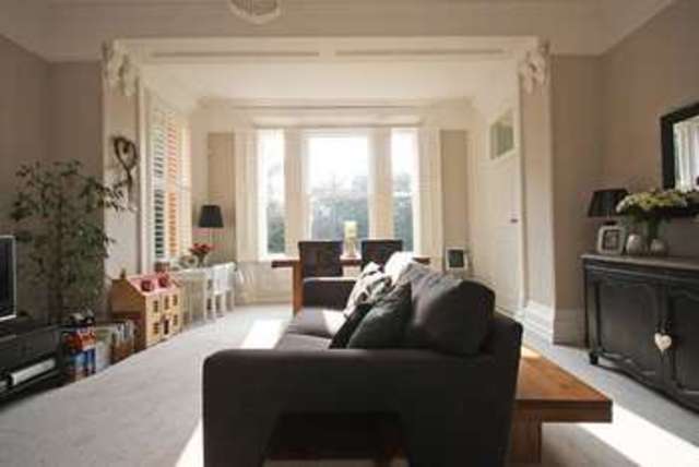  Image of 2 bedroom Apartment for sale in Alders Road Reigate RH2 at Reigate, RH2 0ED