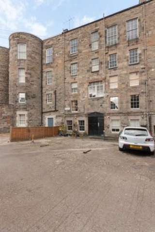  Image of 1 bedroom Flat for sale in Greenside End Edinburgh EH1 at Greenside End  Edinburgh, EH1 3AZ