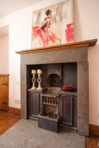  Image of 1 bedroom Flat for sale in Greenside End Edinburgh EH1 at Greenside End  Edinburgh, EH1 3AZ