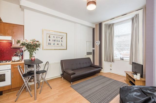  Image of 1 bedroom Flat for sale in Wheatfield Road Edinburgh EH11 at Wheatfield Road Gorgie Edinburgh, EH11 2PS