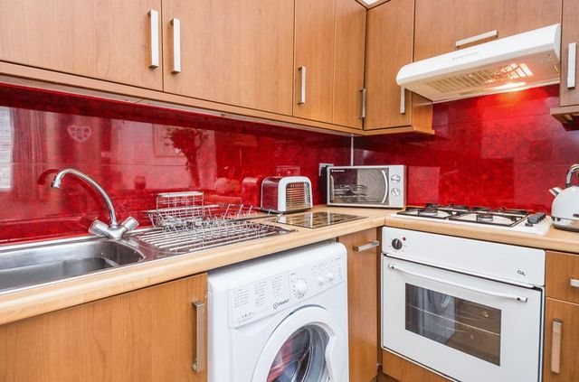  Image of 1 bedroom Flat for sale in Wheatfield Road Edinburgh EH11 at Wheatfield Road Gorgie Edinburgh, EH11 2PS