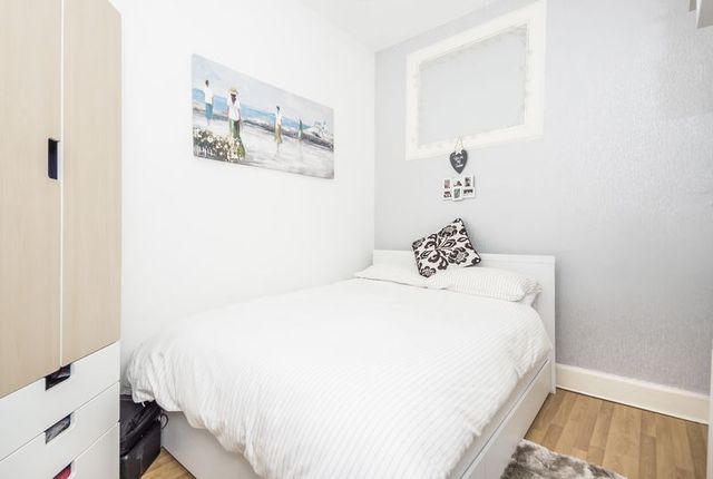  Image of 1 bedroom Flat for sale in Wheatfield Road Edinburgh EH11 at Wheatfield Road Gorgie Edinburgh, EH11 2PS
