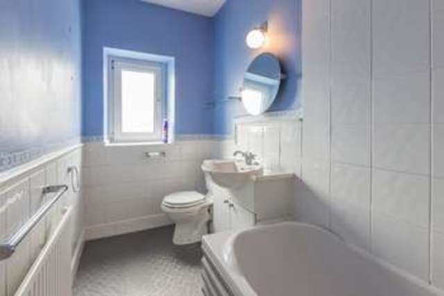  Image of 3 bedroom Terraced house for sale in Park Street Kendal LA9 at Kendal Cumbria, LA9 5QP