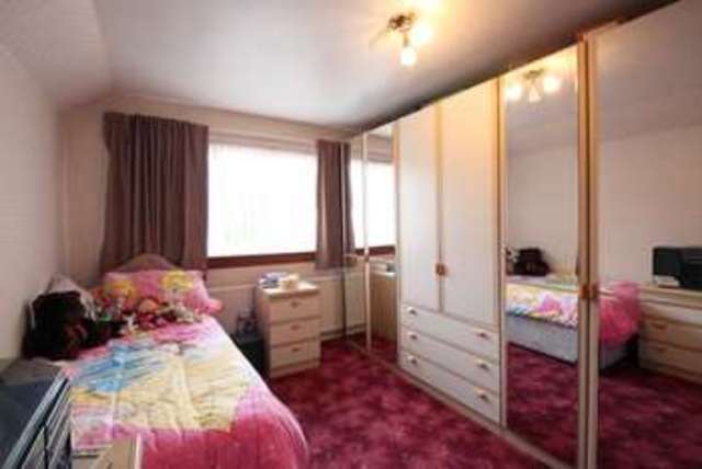  Image of 3 bedroom Detached house for sale in Dalmahoy Crescent Kirkcaldy KY2 at Dalmahoy Crescent  Kirkcaldy, KY2 6SZ